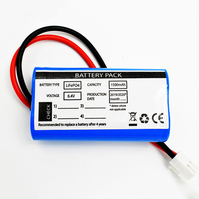 Wieder aufladbare Art 1500 MAh Battery Packs LiFePO4 6.4V nebeneinander
