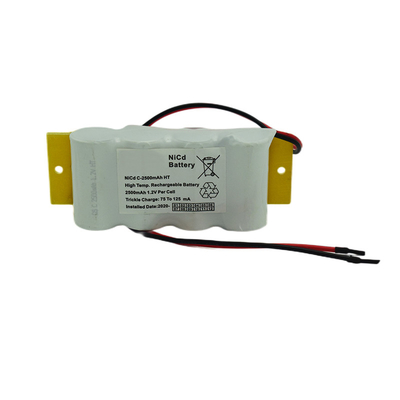 C-Größen-Notbeleuchtungs-Ni-CD-Batterie 2500mAh 4.8V nebeneinander